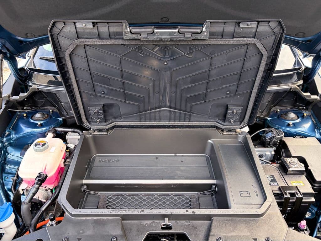 2023 Kia Niro EV view 28