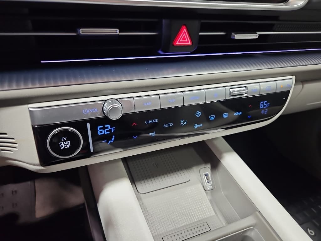 2024 Hyundai IONIQ 6 view 16
