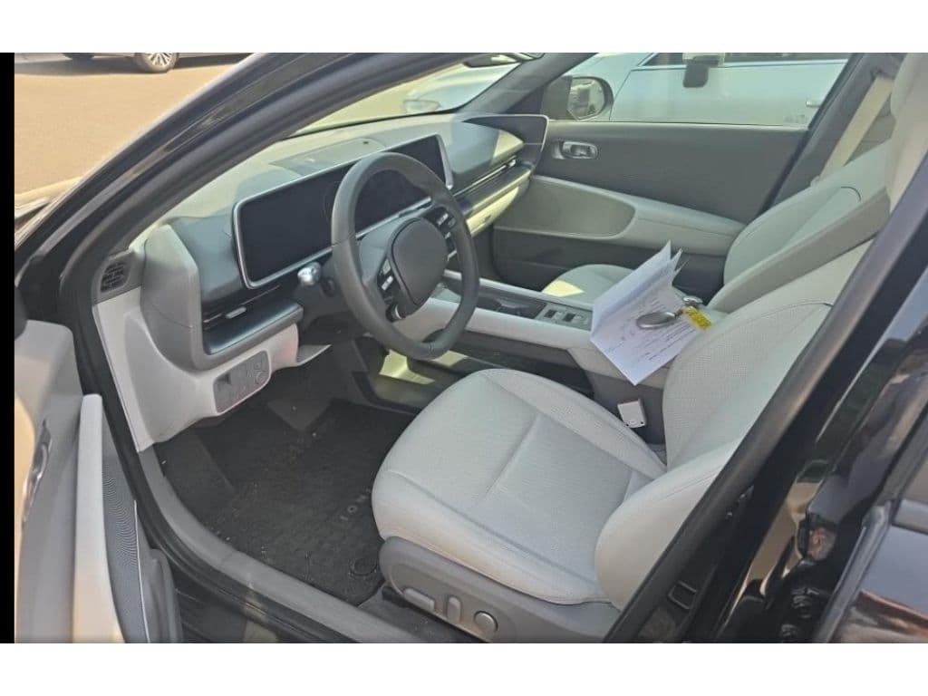 2024 Hyundai IONIQ 6 view 5