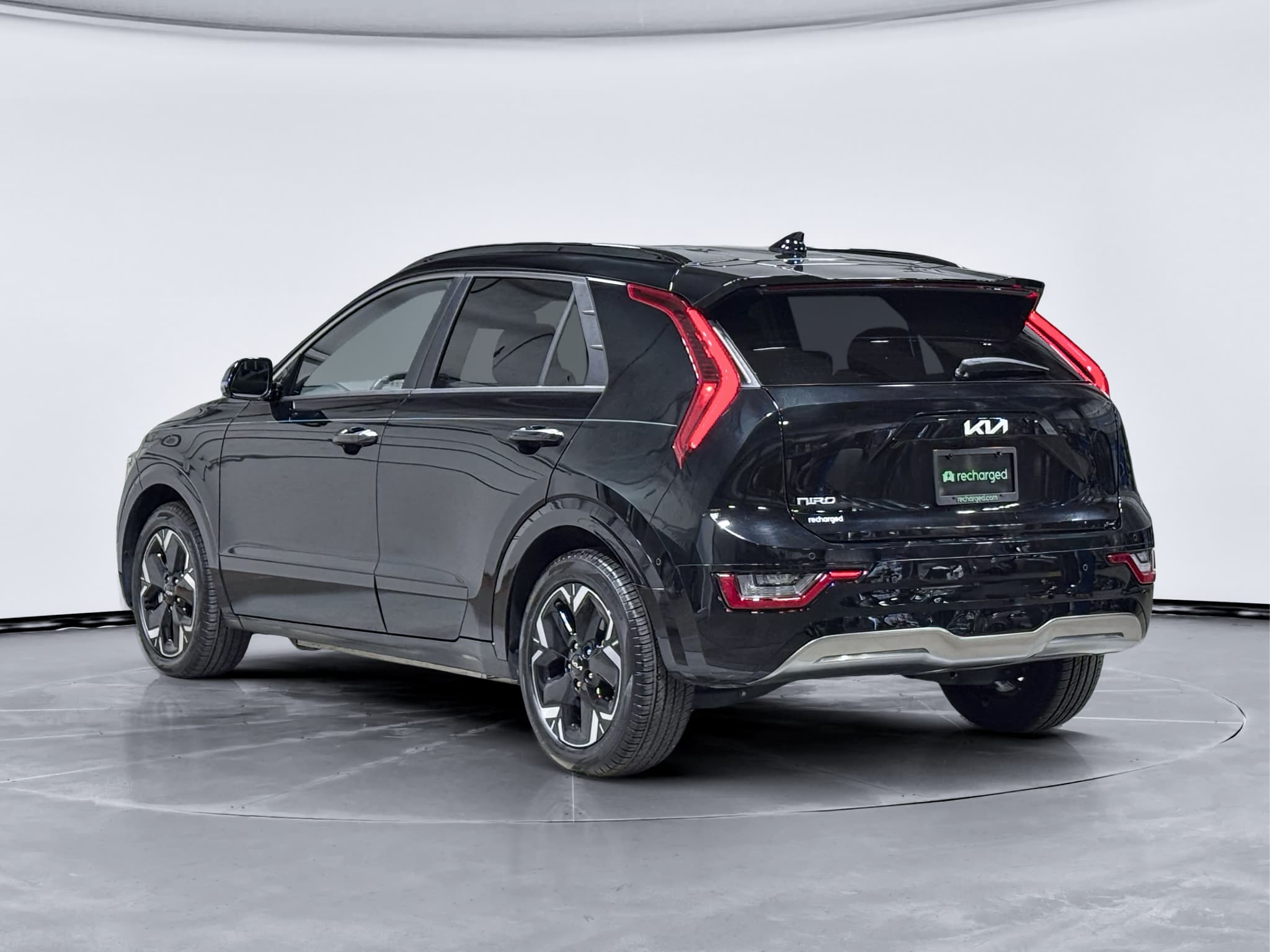 2023 Kia Niro EV view 2