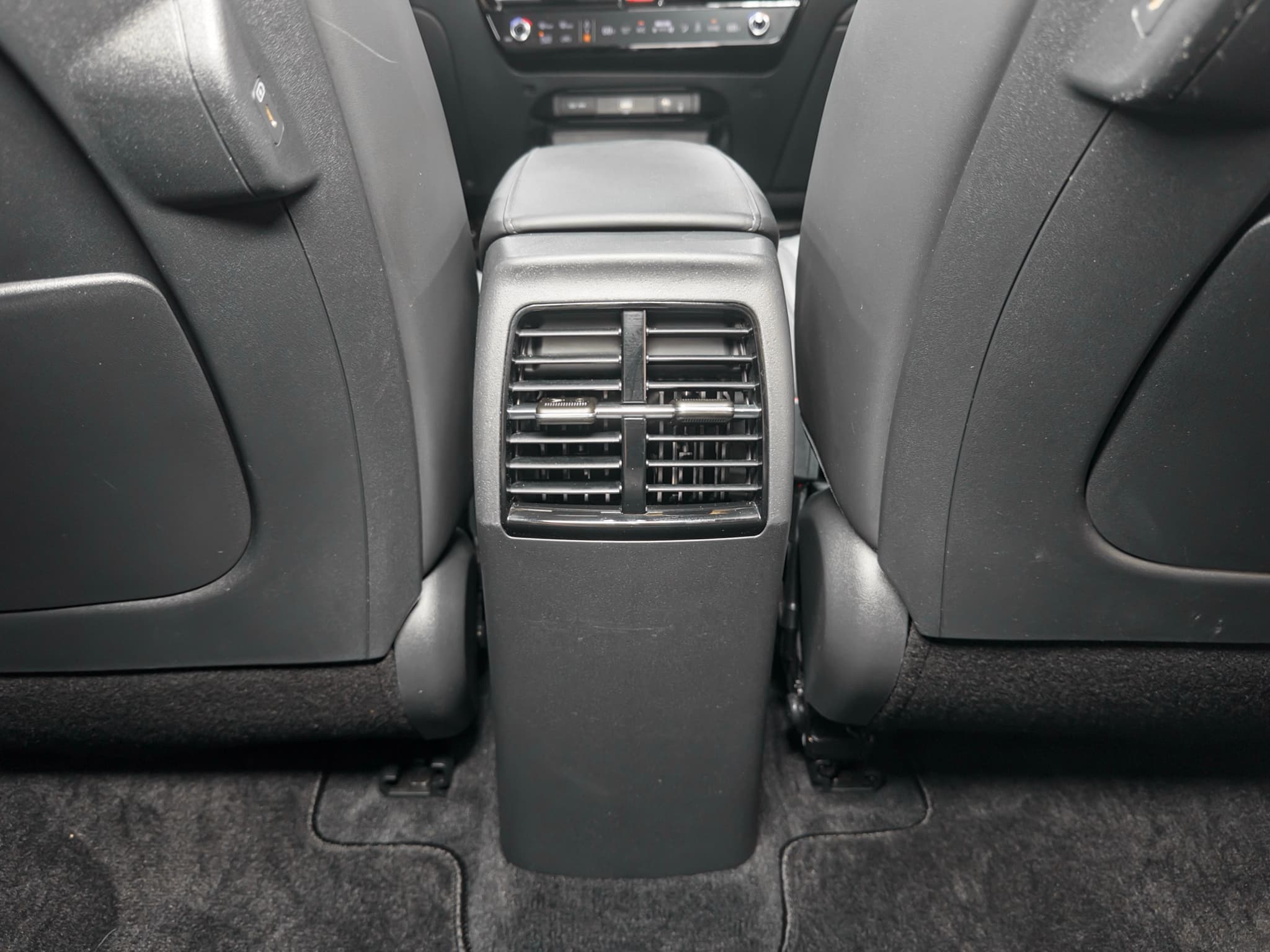 2023 Kia Niro EV view 21