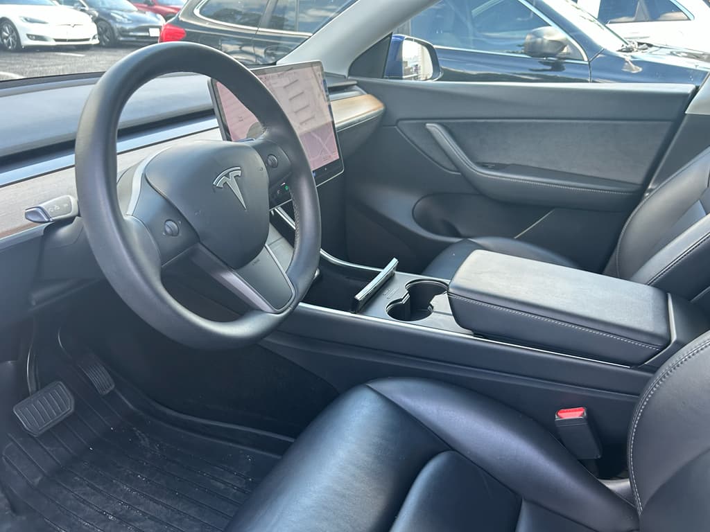 2021 Tesla Model Y view 5