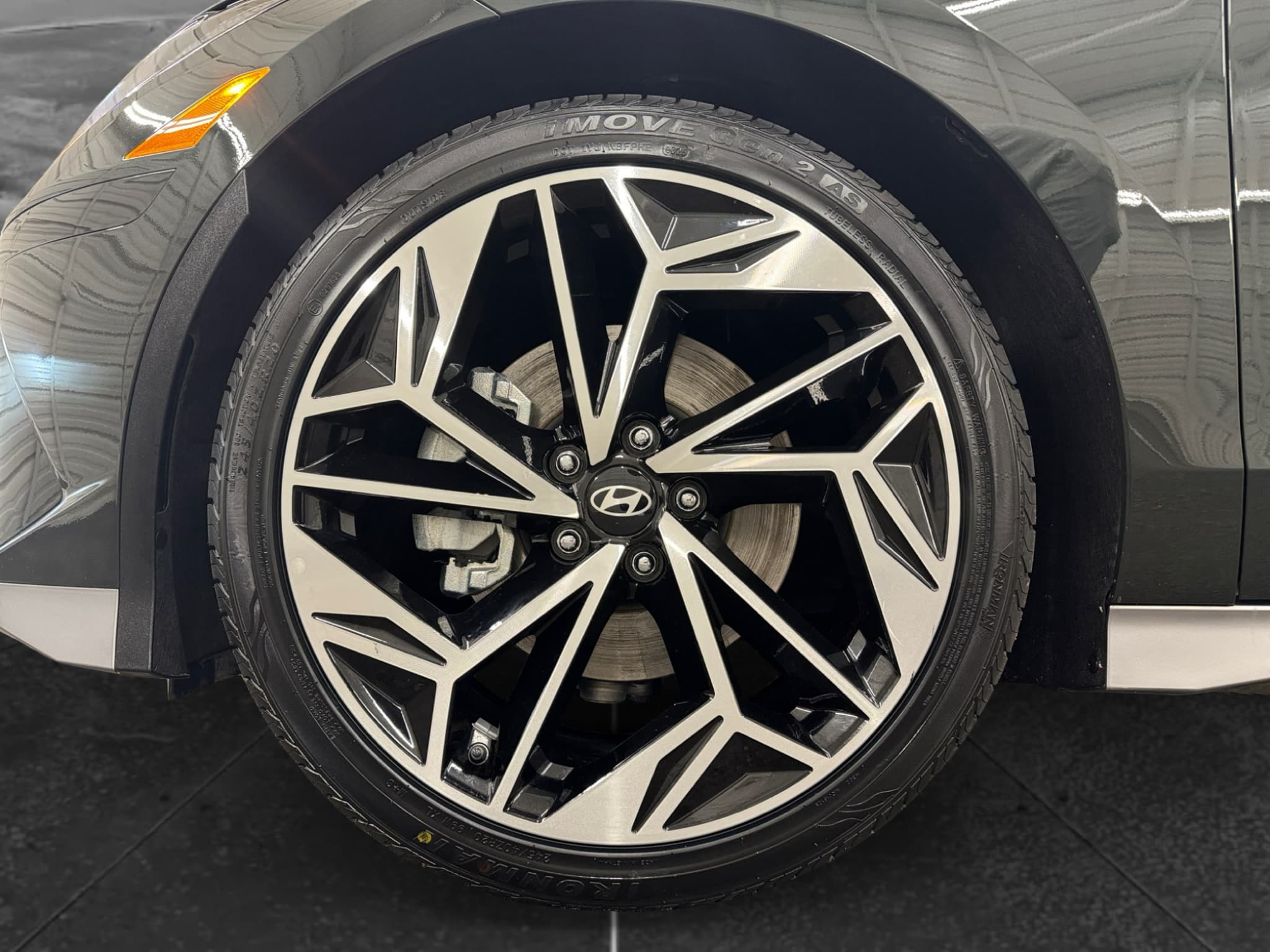 2024 Hyundai IONIQ 6 view 12