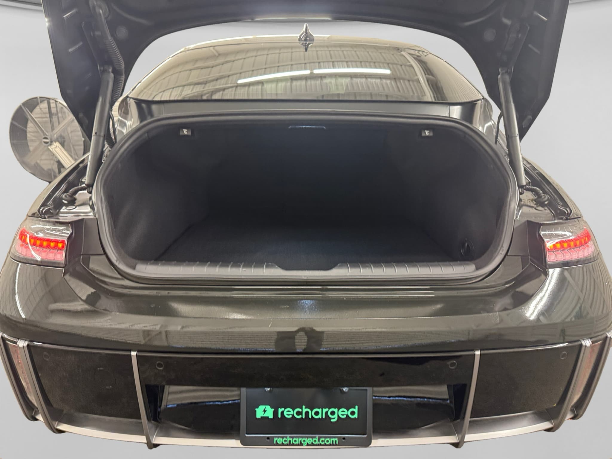 2024 Hyundai IONIQ 6 view 11