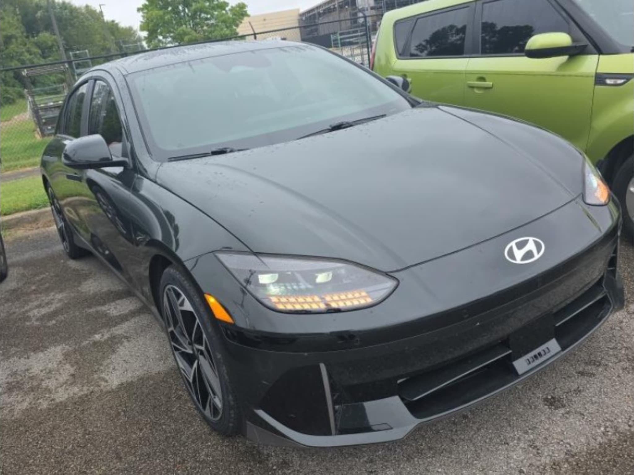 2024 Hyundai IONIQ 6 view 2