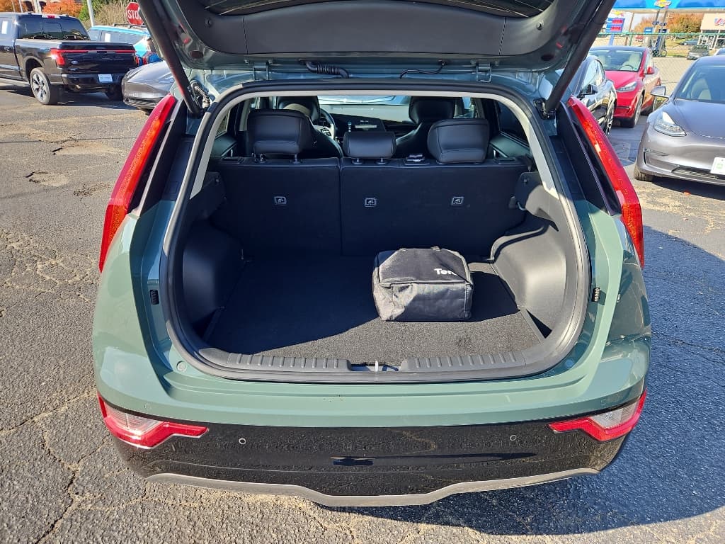 2023 Kia Niro EV view 24