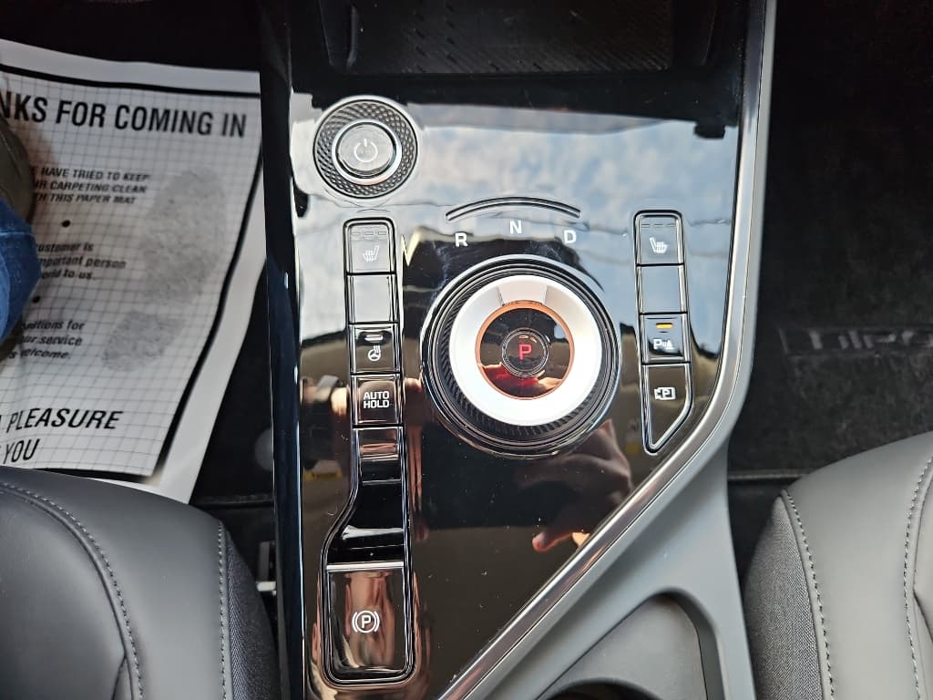 2023 Kia Niro EV view 19