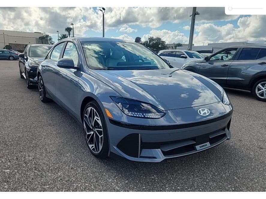 2024 Hyundai IONIQ 6 view 2