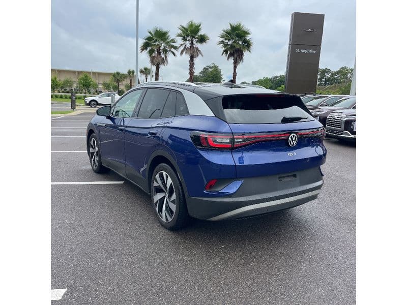 2021 Volkswagen ID.4 view 3