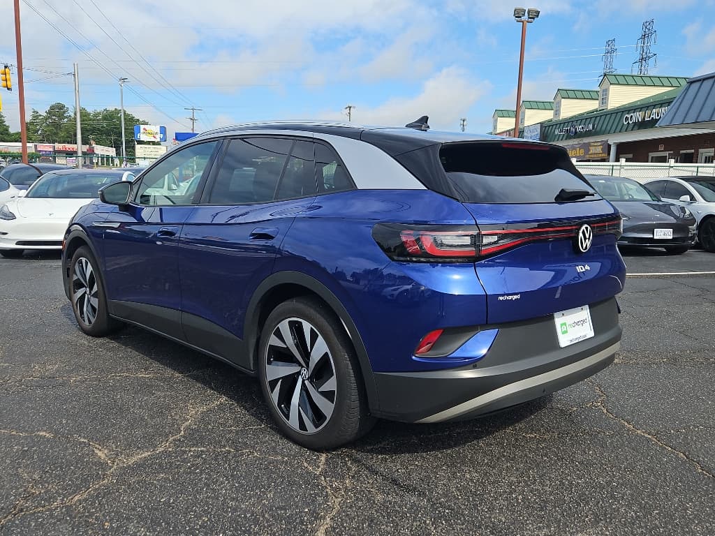 2021 Volkswagen ID.4 view 2