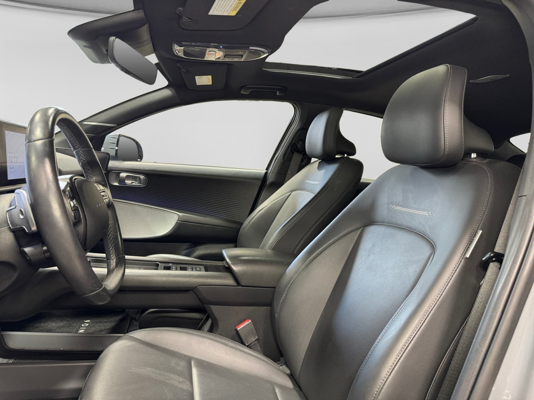 2024 Hyundai IONIQ 6 view 17