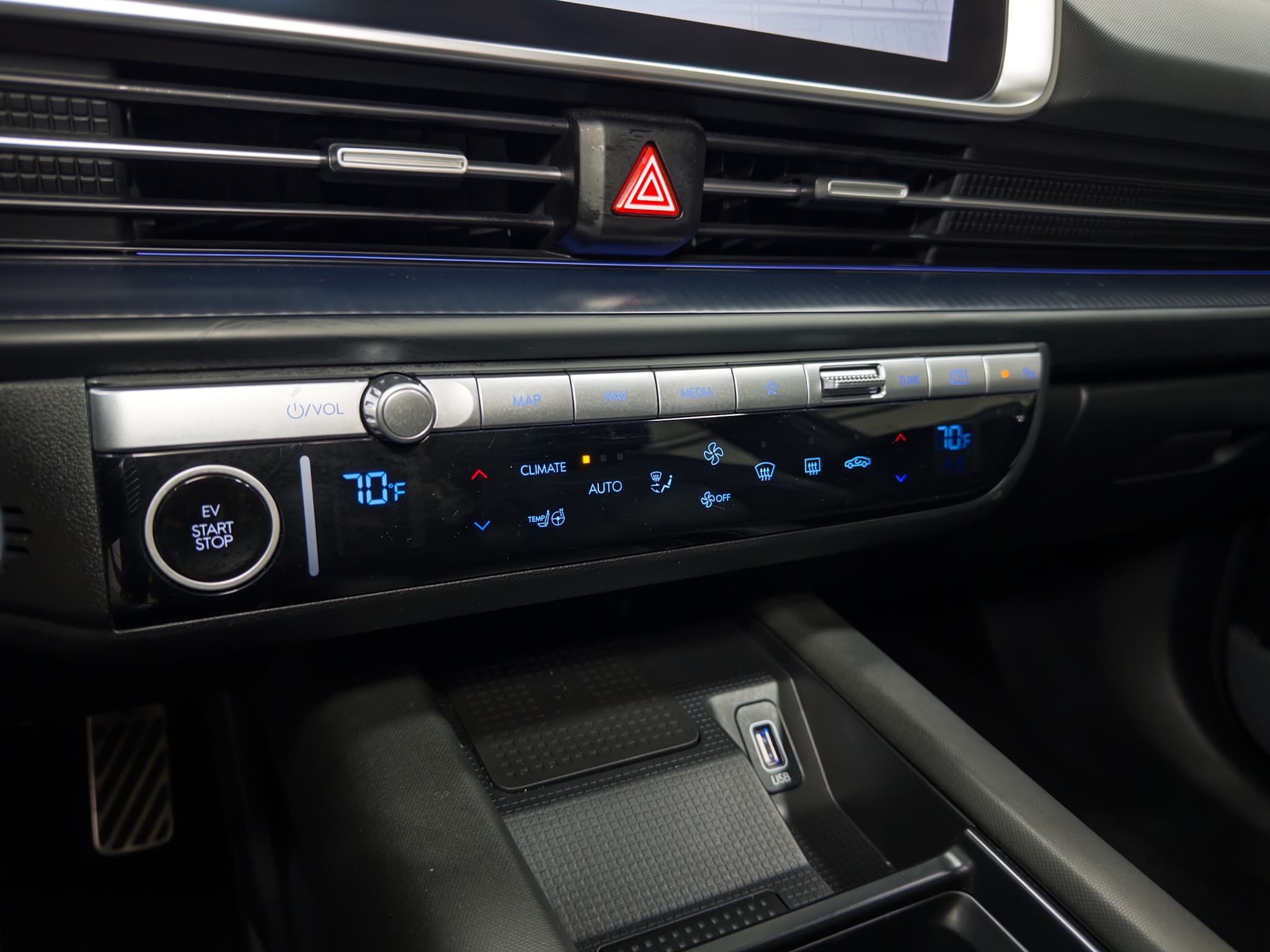 2024 Hyundai IONIQ 6 view 15
