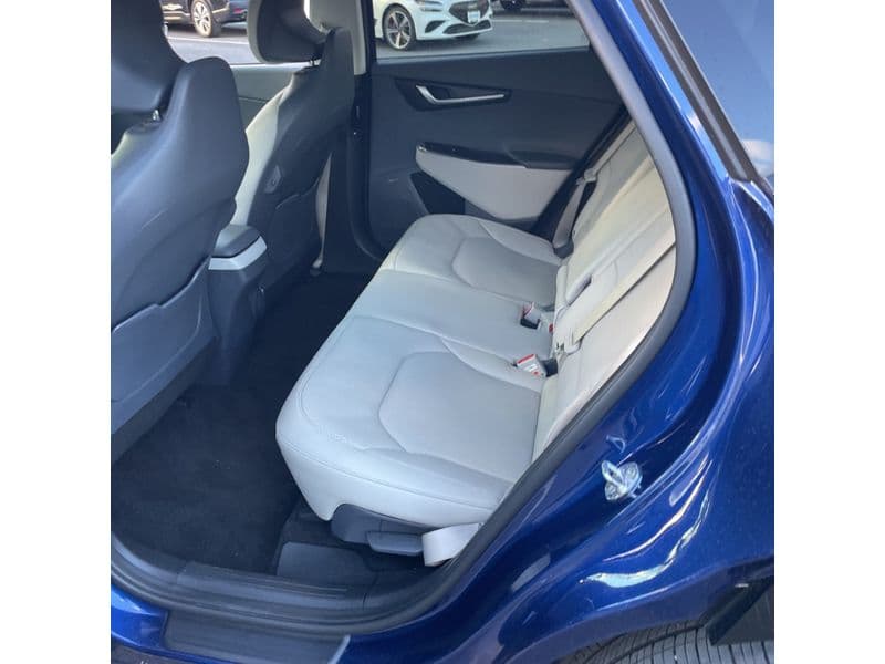 2022 Kia EV6 view 6