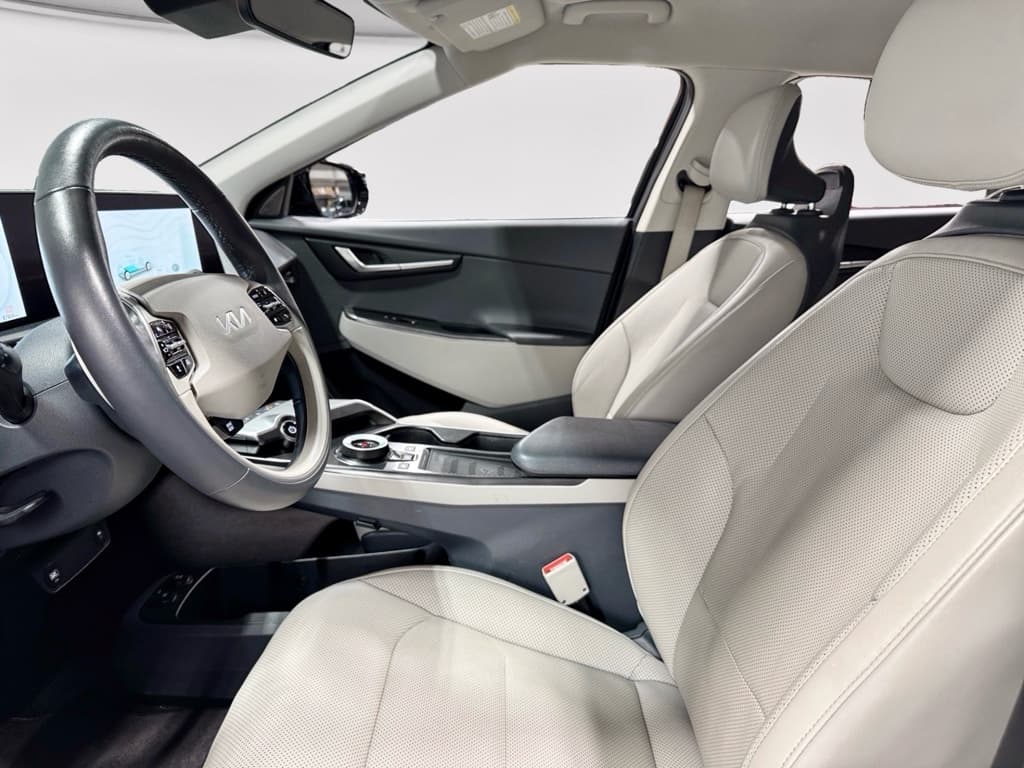 2022 Kia EV6 view 18