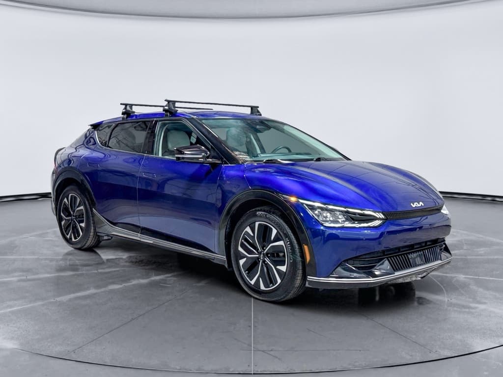 2022 Kia EV6 view 4