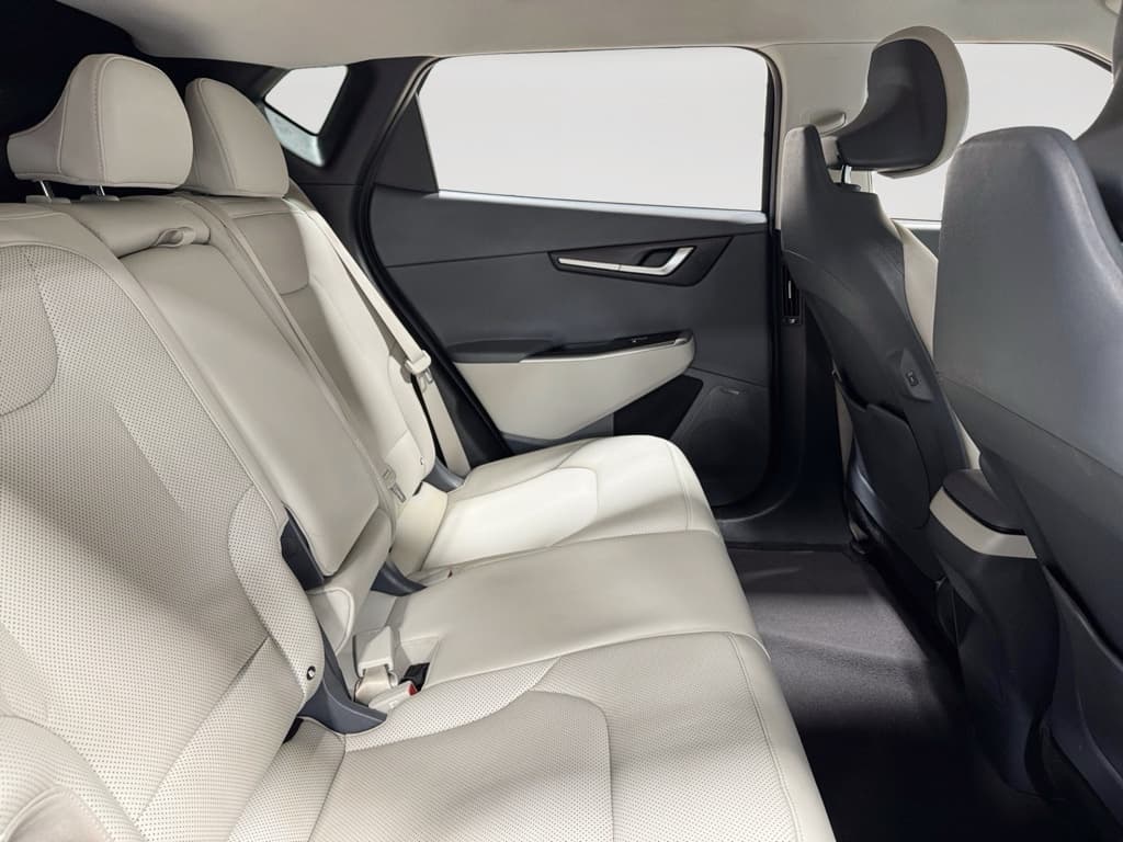 2022 Kia EV6 view 22