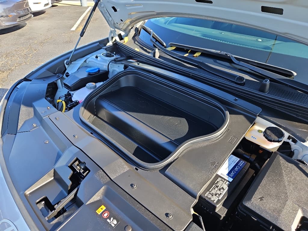 2024 Hyundai IONIQ 6 view 28