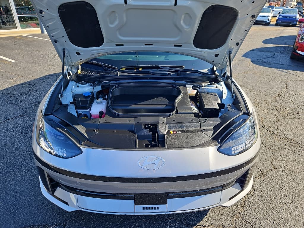 2024 Hyundai IONIQ 6 view 27