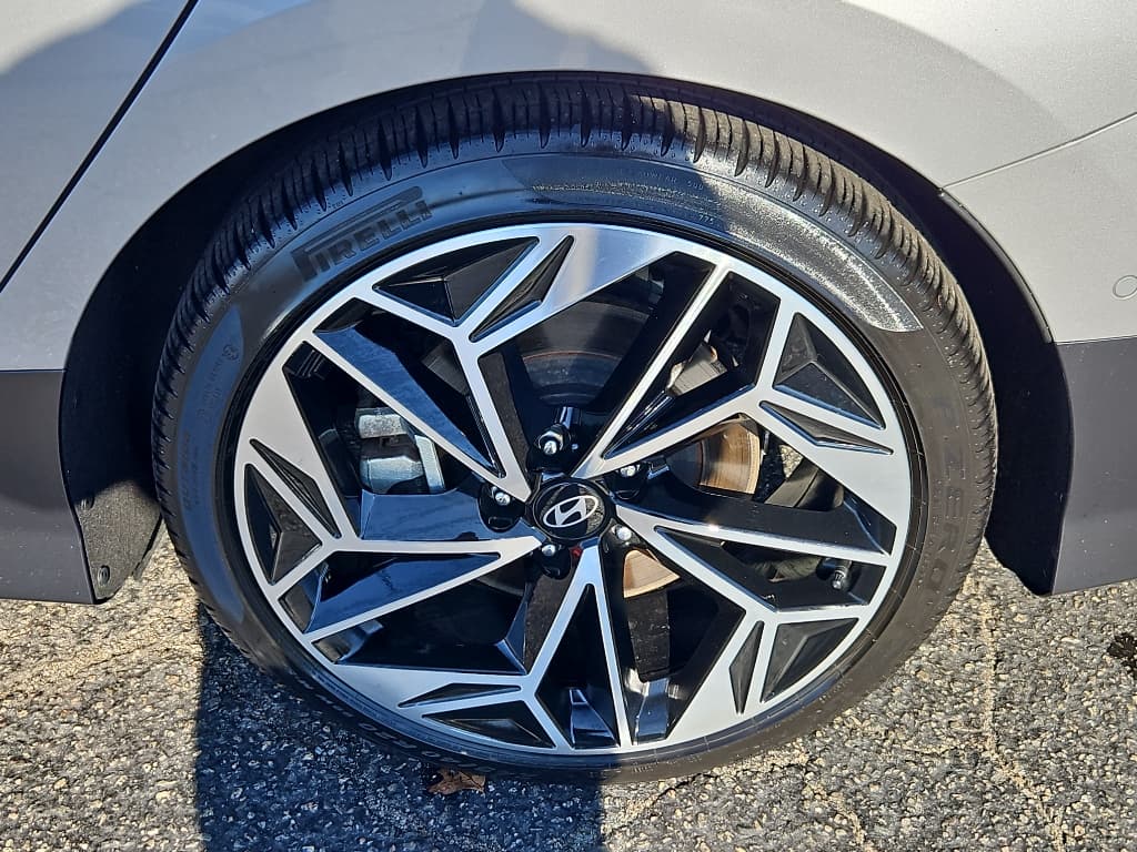 2024 Hyundai IONIQ 6 view 34