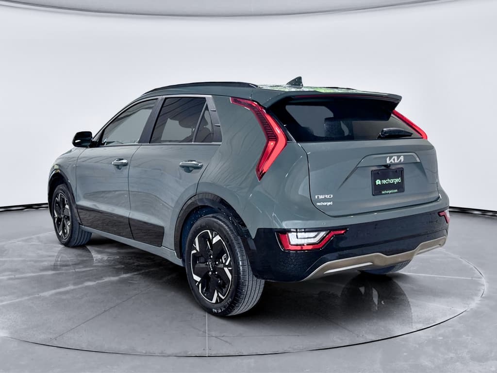 2023 Kia Niro EV view 2