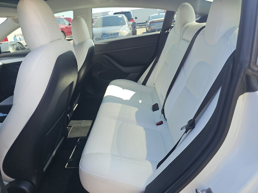 2021 Tesla Model 3 view 6