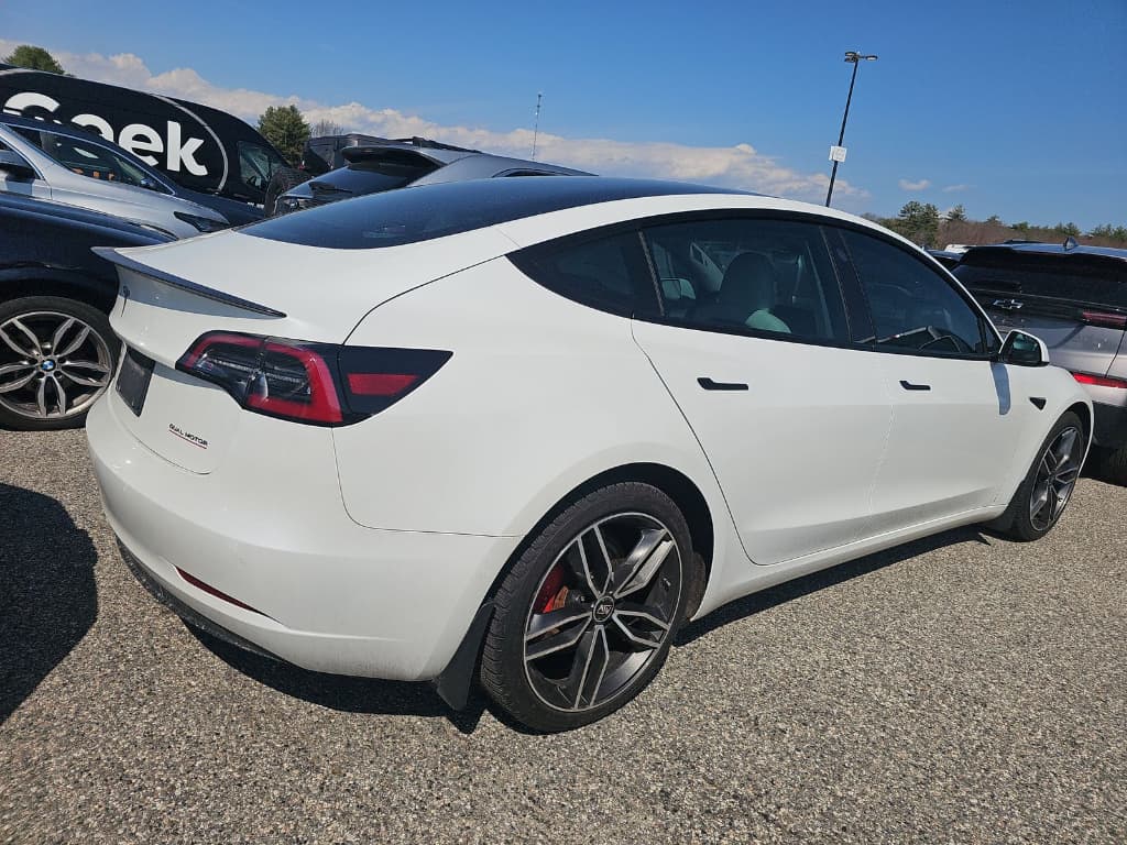 2021 Tesla Model 3 view 3