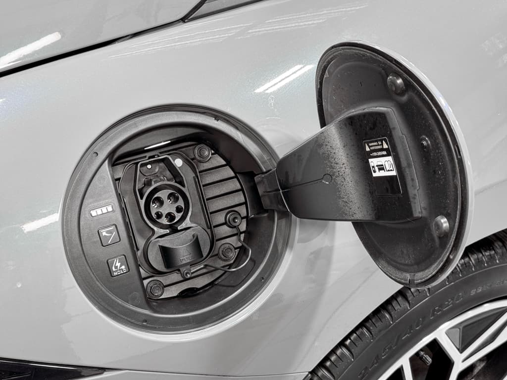 2024 Hyundai IONIQ 6 view 5