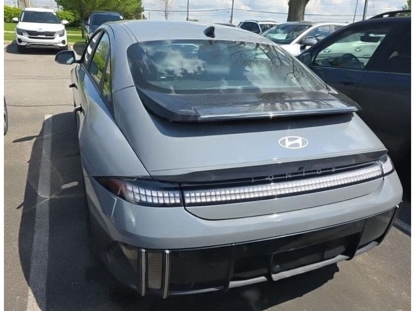 2024 Hyundai IONIQ 6 view 4