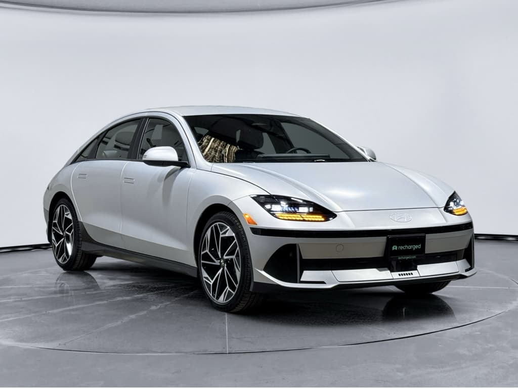 2024 Hyundai IONIQ 6 view 4