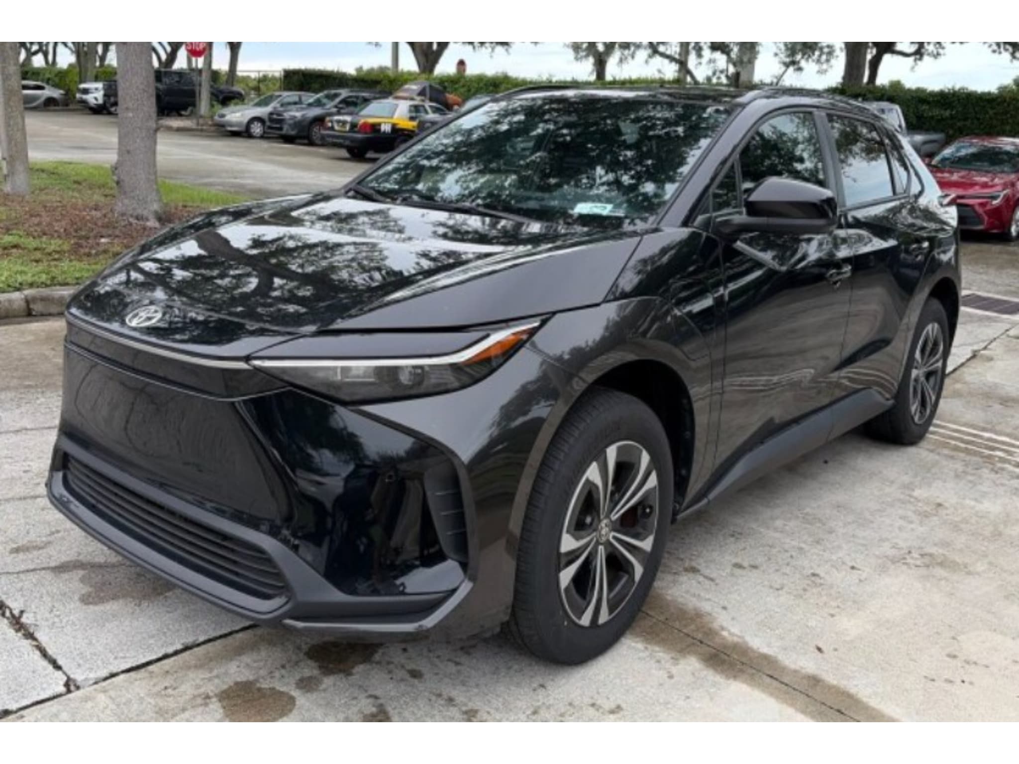 2024 Toyota bZ4X view 1