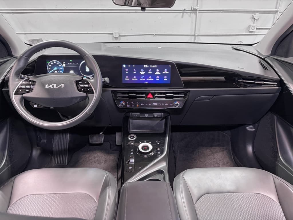 2023 Kia Niro EV view 18