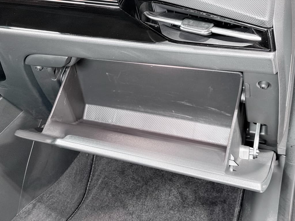 2023 Kia Niro EV view 22