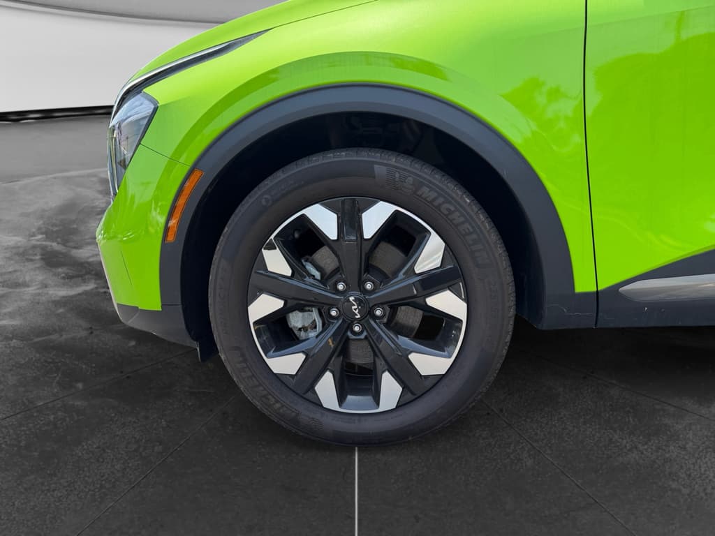 2023 Kia Sportage PHEV view 20