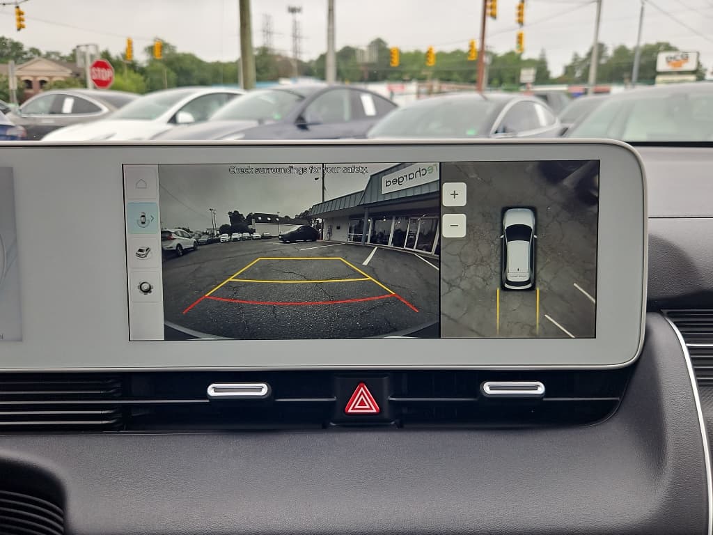 2022 Hyundai IONIQ 5 view 13