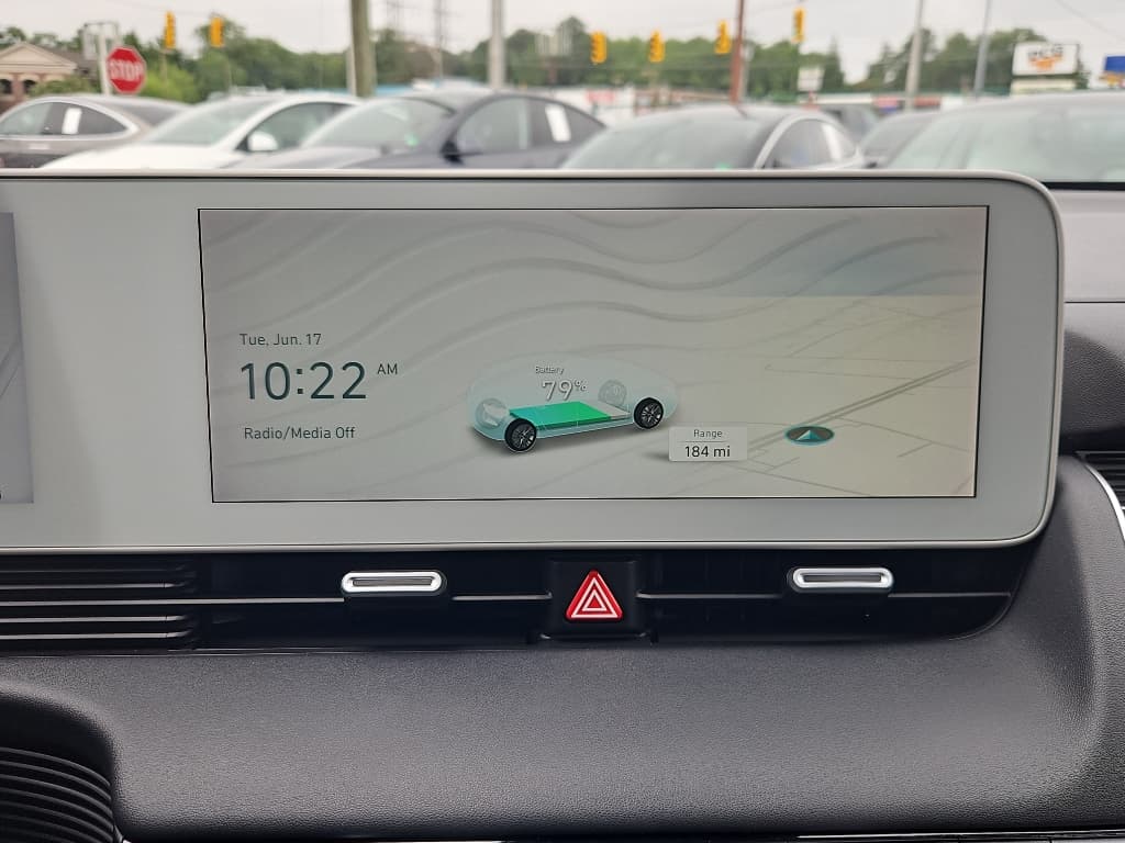 2022 Hyundai IONIQ 5 view 10