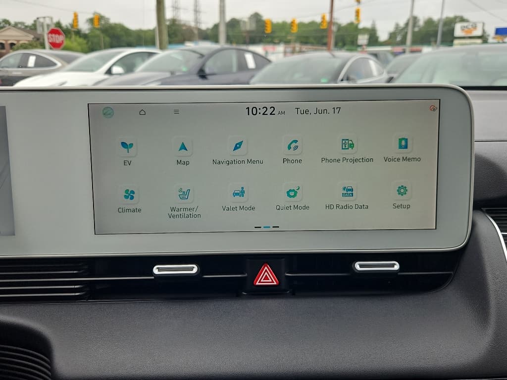 2022 Hyundai IONIQ 5 view 11