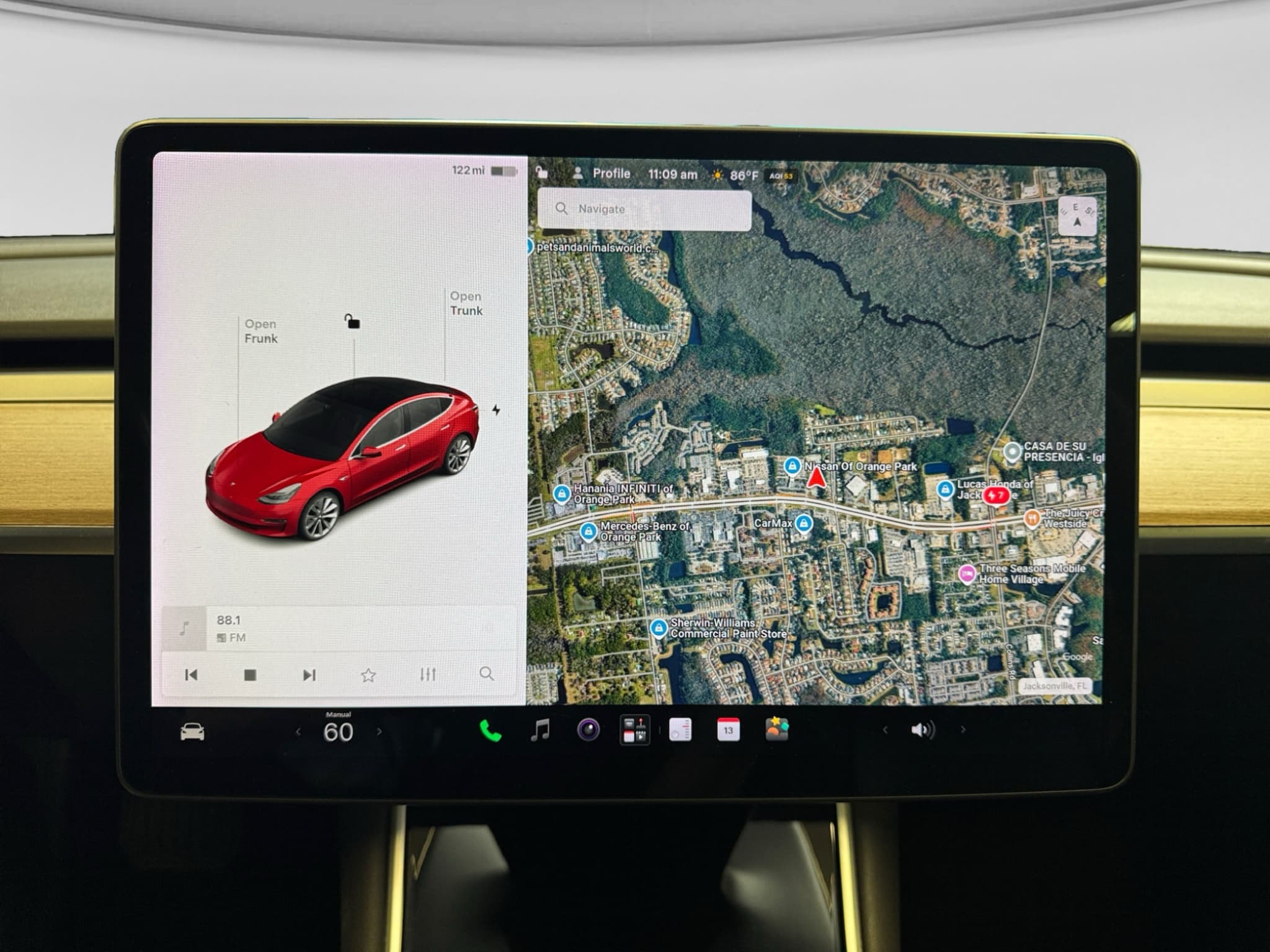 2018 Tesla Model 3 view 9