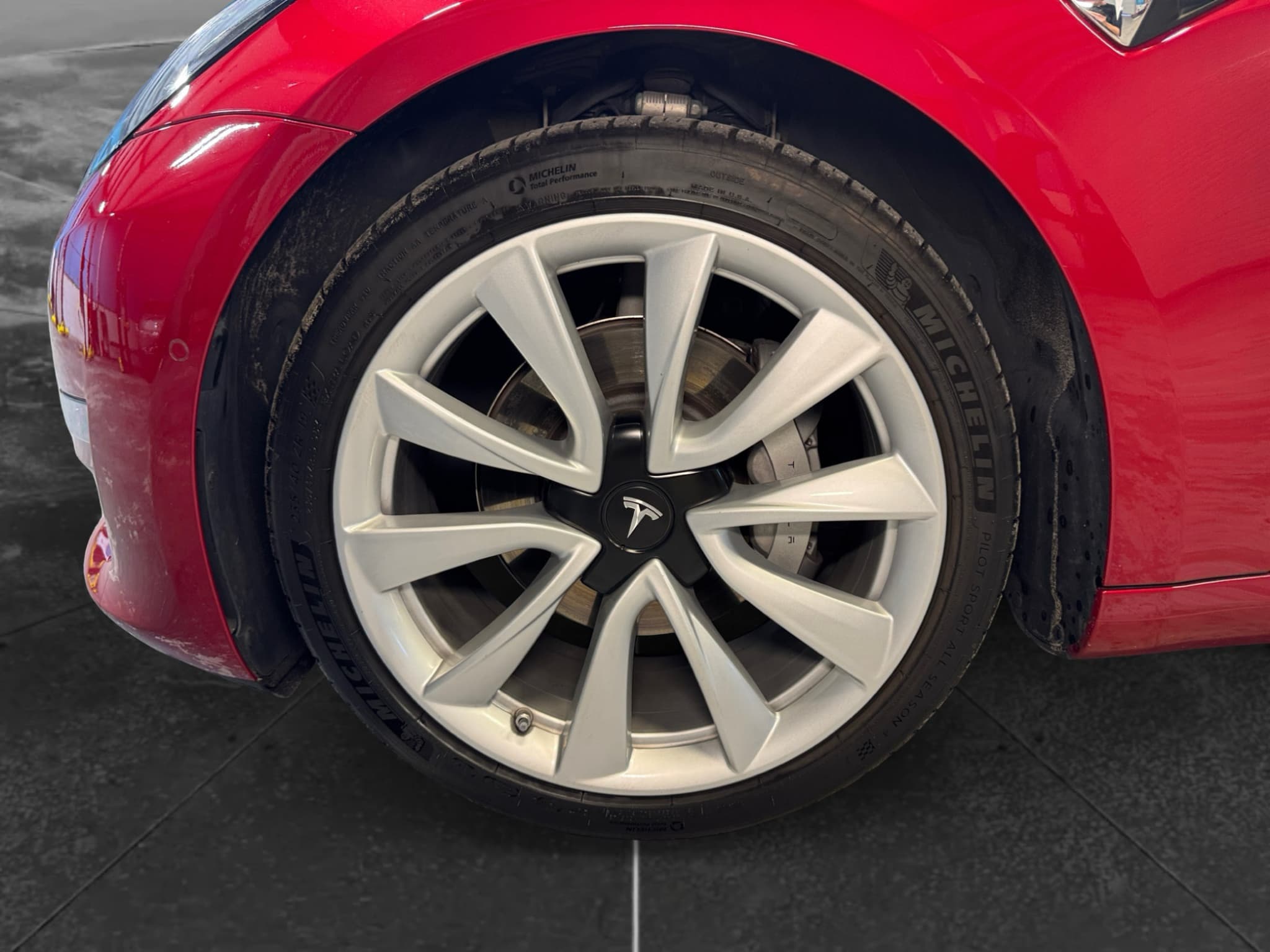 2018 Tesla Model 3 view 30