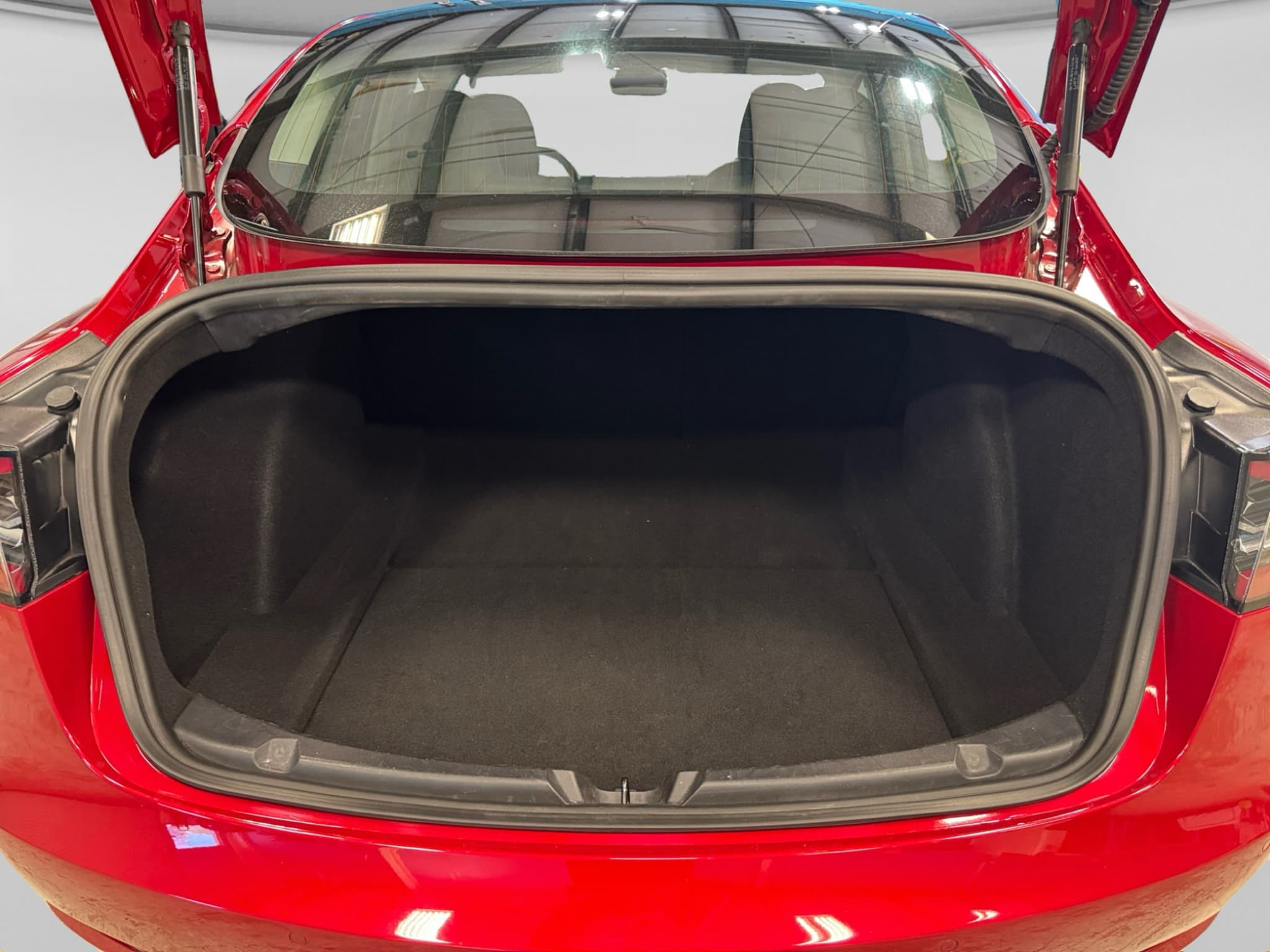 2018 Tesla Model 3 view 26