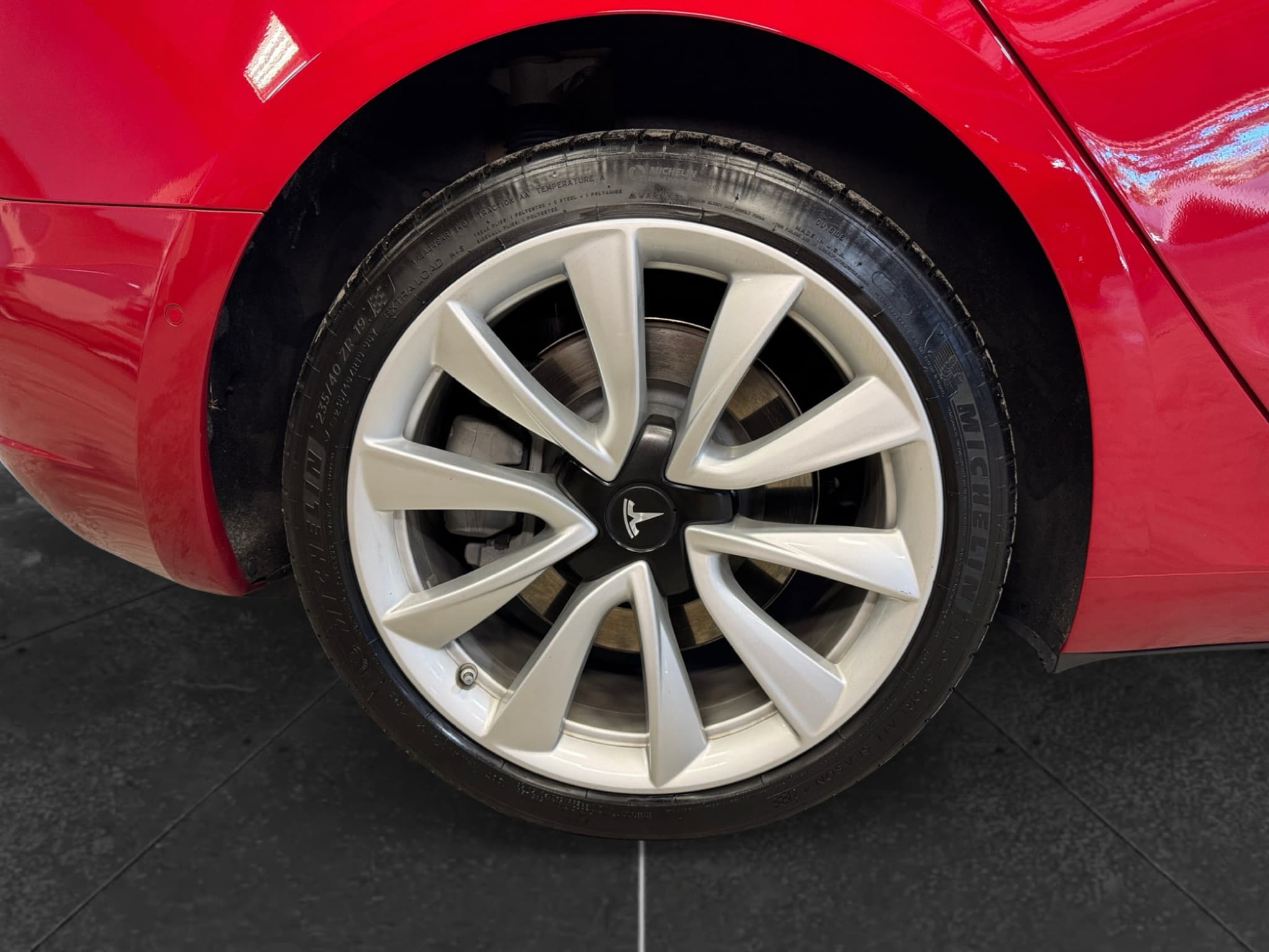 2018 Tesla Model 3 view 36
