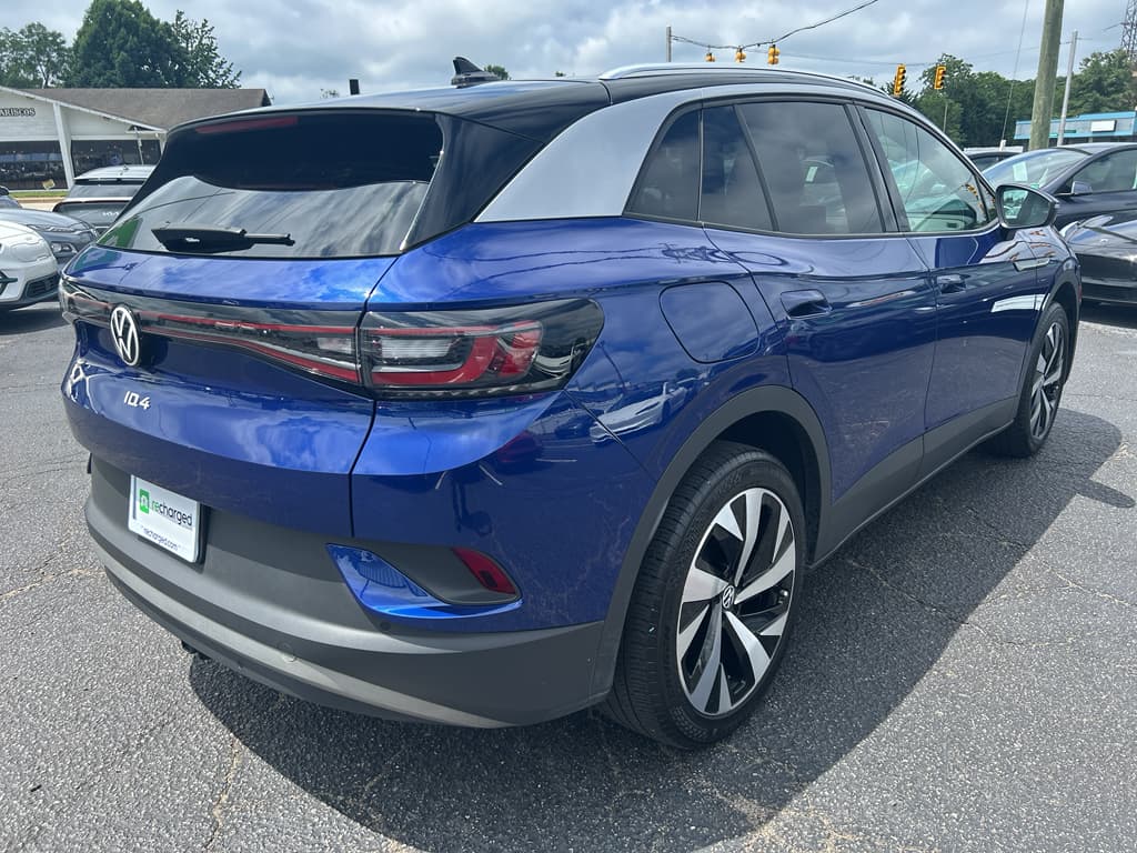2021 Volkswagen ID.4 view 3