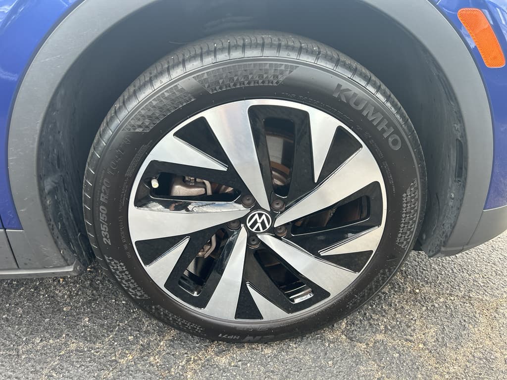 2021 Volkswagen ID.4 view 28