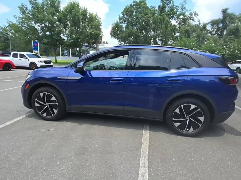 2021 Volkswagen ID.4 view 2