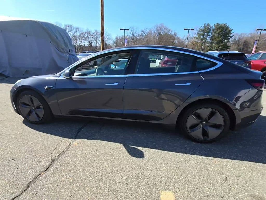 2018 Tesla Model 3 view 2