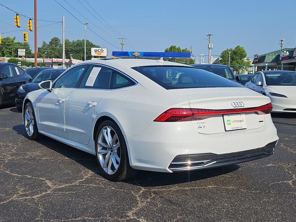 2021 Audi A7 view 2