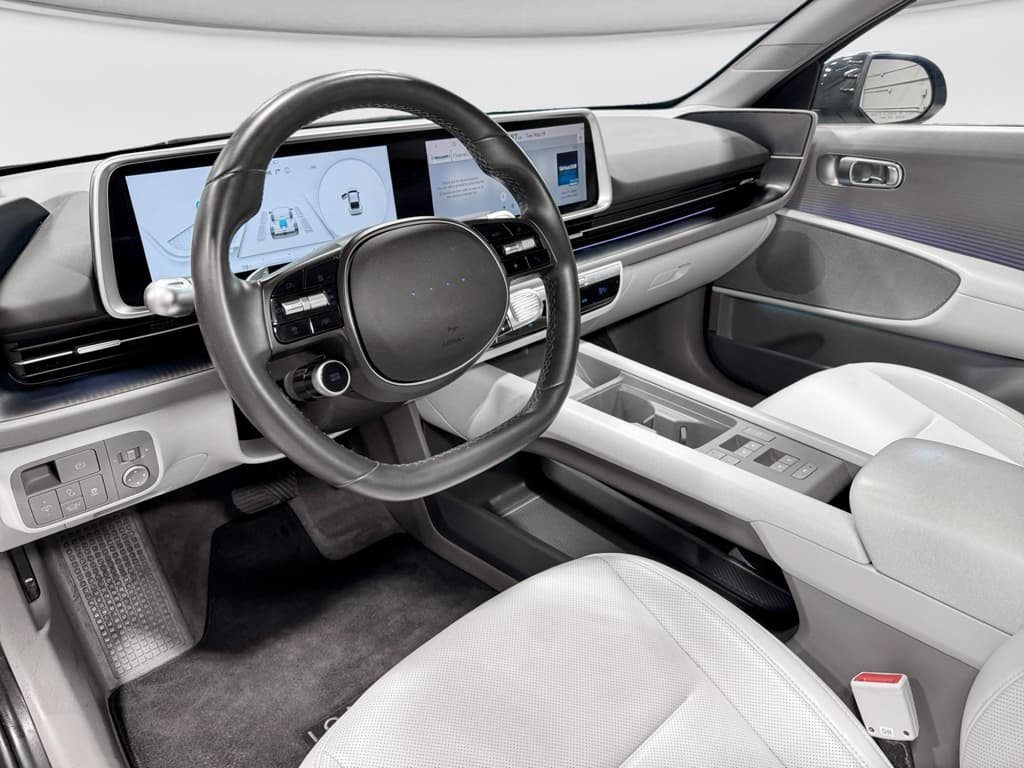 2024 Hyundai IONIQ 6 view 17