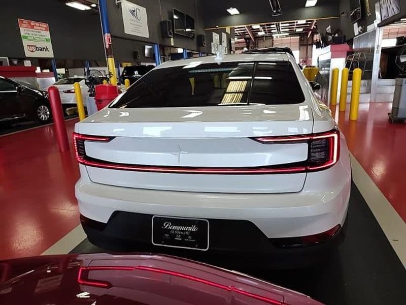 2022 Polestar Polestar 2 view 3