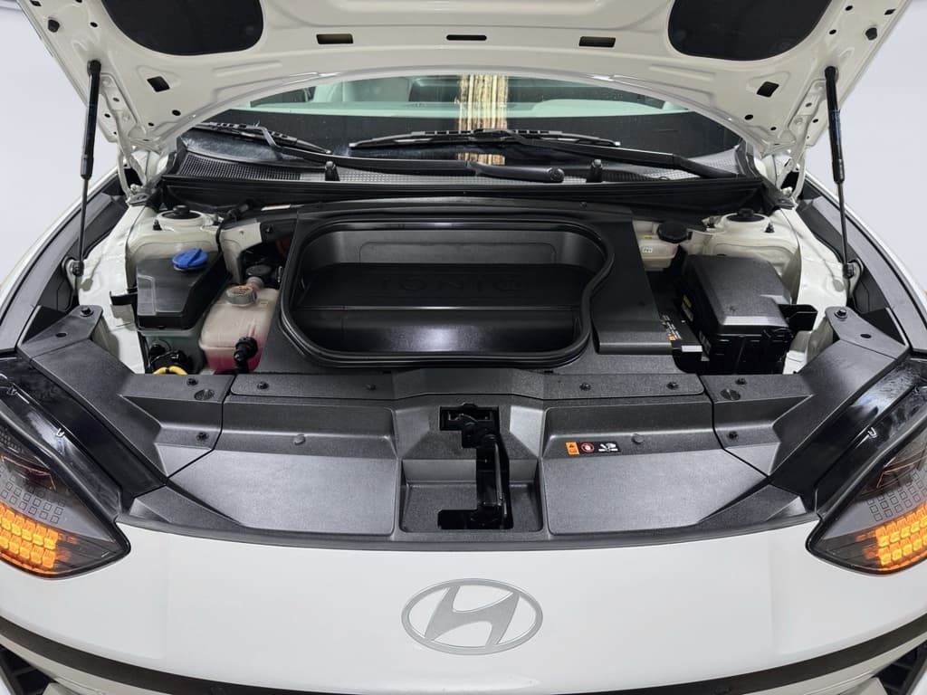 2024 Hyundai IONIQ 6 view 24