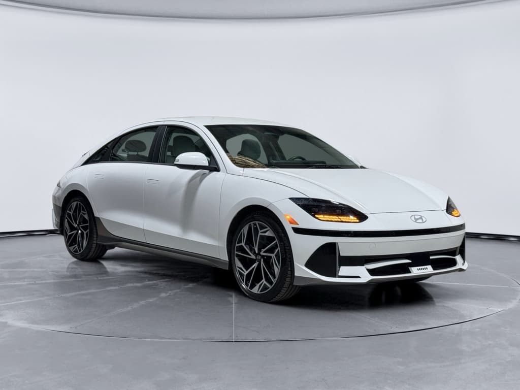 2024 Hyundai IONIQ 6 view 4