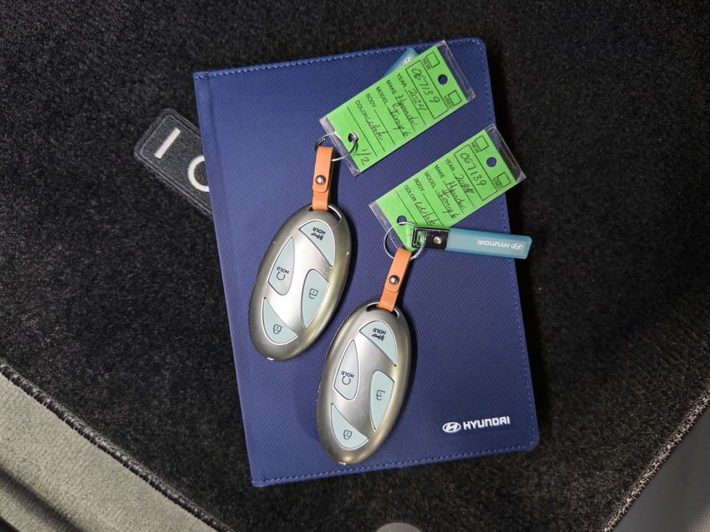 2024 Hyundai IONIQ 6 view 23